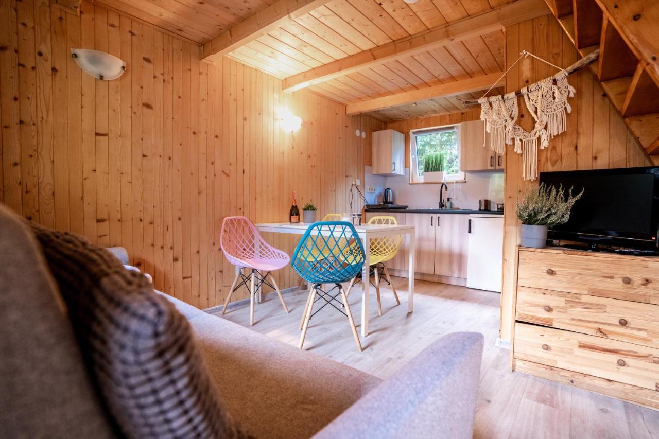 Pod Cyprysami - Surf & Family Resort 야스타르니아 외부 사진