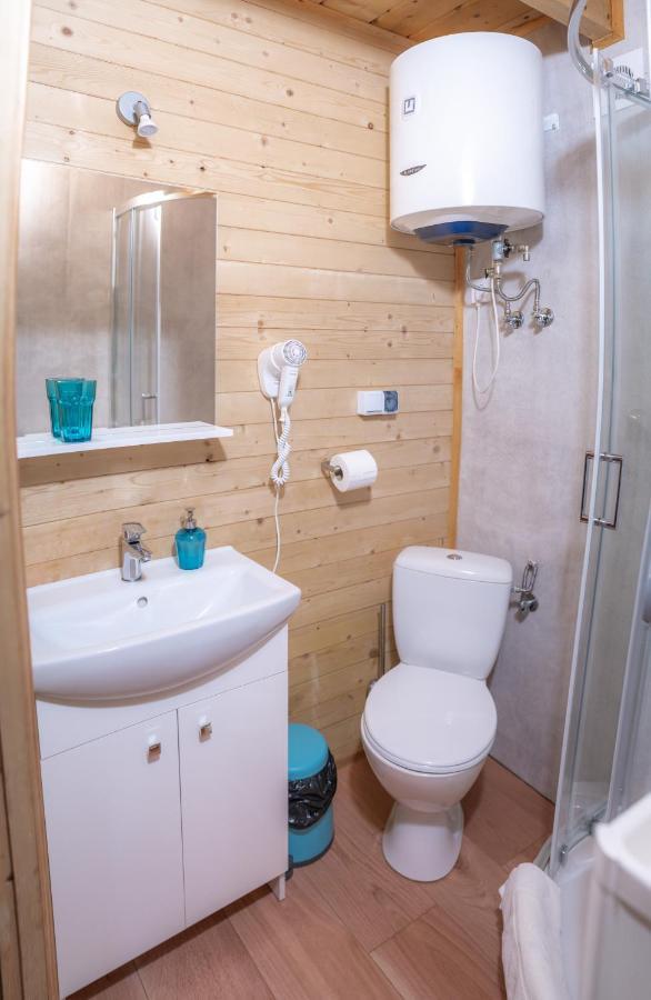 Pod Cyprysami - Surf & Family Resort 야스타르니아 외부 사진